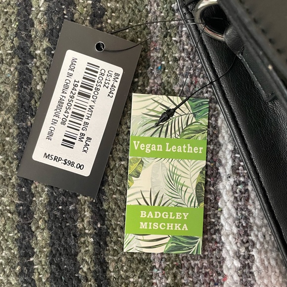 black Badgley Mischka Flap crossbody convertible bag Silver hardware - Picture 6 of 6